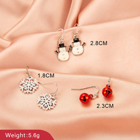 Creative Christmas tree earrings