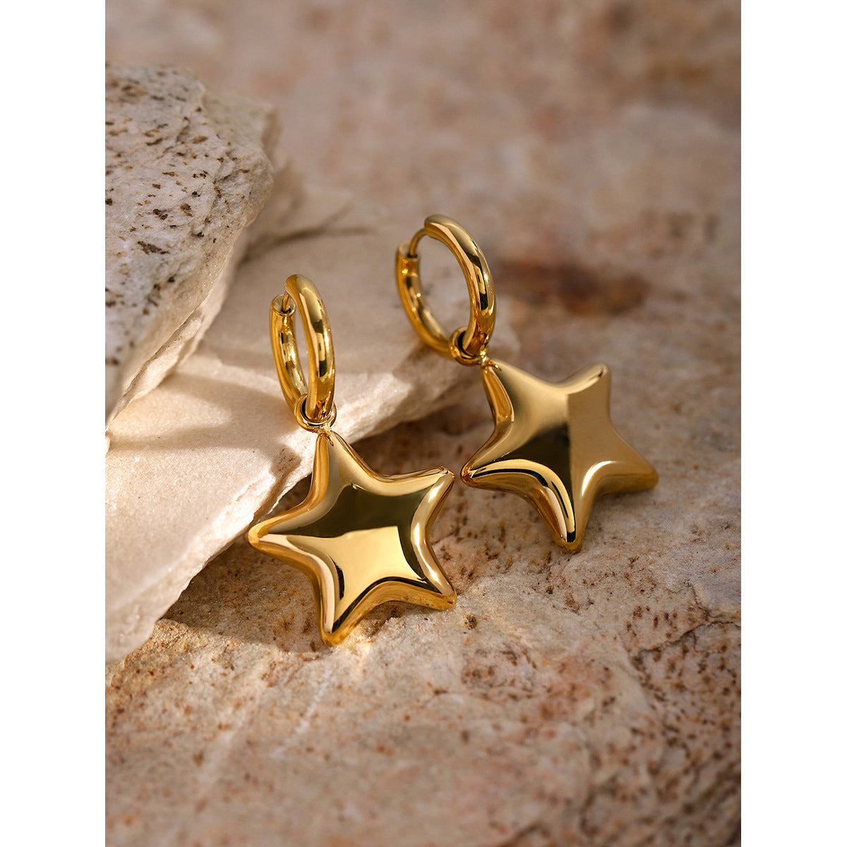 Fashion Jewelry 16K Gold Stainless Steel Gold Glossy Three-dimensional Pentagram Earrings