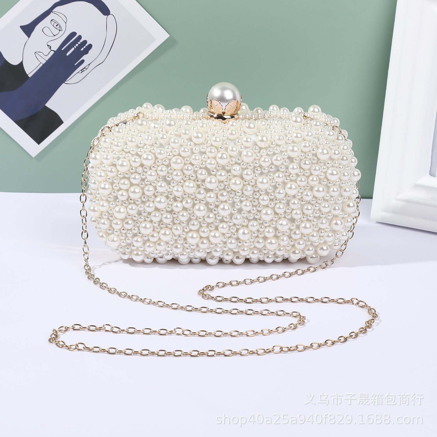 Women's Pearl Dinner Bag Soft Surface Lock Clutch