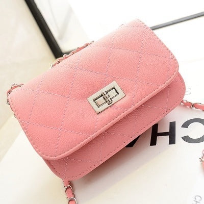 Fragrant bag rhombic chain turn lock diagonal bag