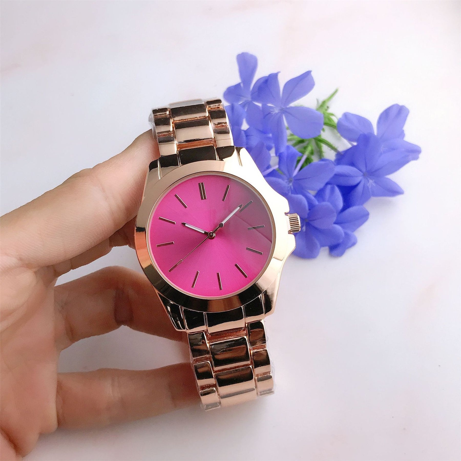 Casual Elegance And Creativity Quartz Wrist Watch Male And Female Matching Style Korean Simple