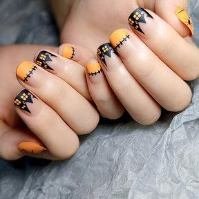 Women's Dark Halloween Manicure