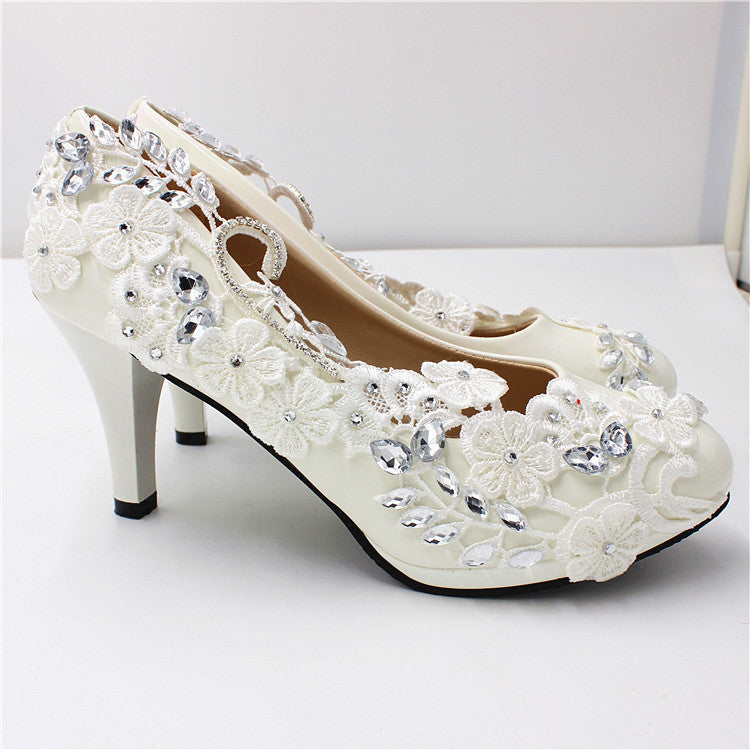 Oversized Women's White Wedding Shoes Round Toe Leather